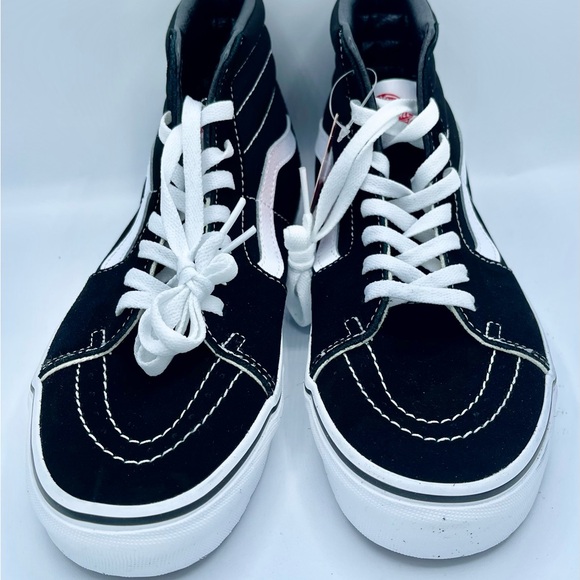 Brand New Vans Sk8-Hi Top Black & White Sneakers - Picture 8 of 17